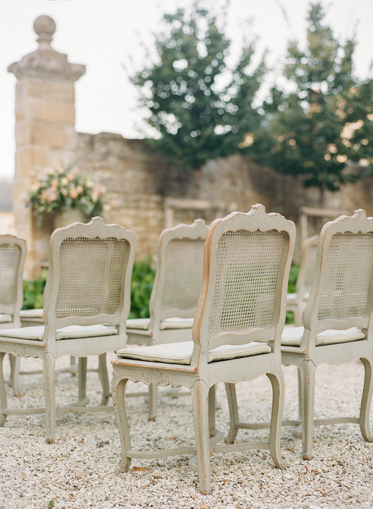 Chateau-de-Villette-Molly-Carr-Photography-Ceremony-3