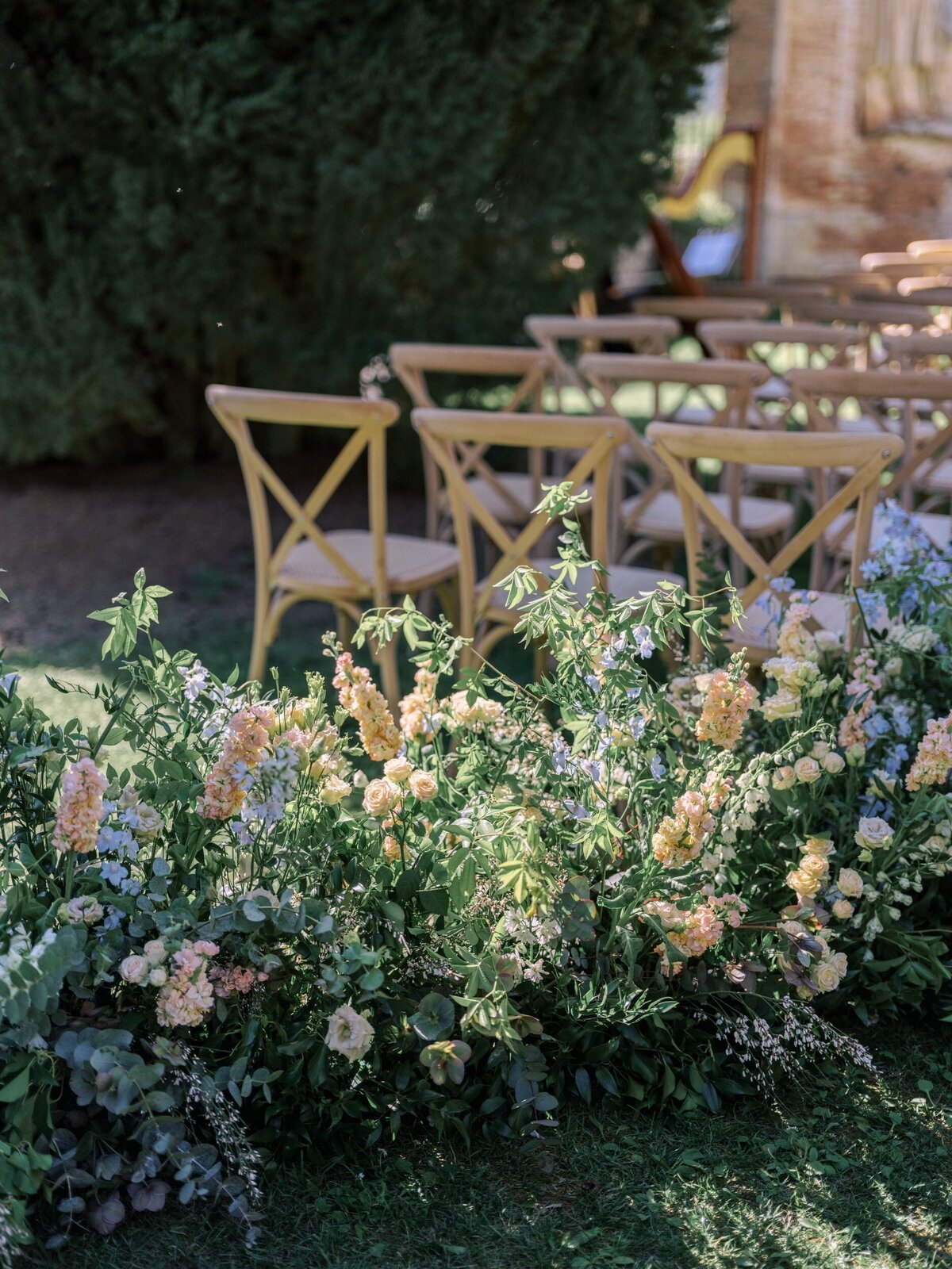 Brides_Villa-Cetinale-Italy_Redamancy-Photo-and-Film_036-min