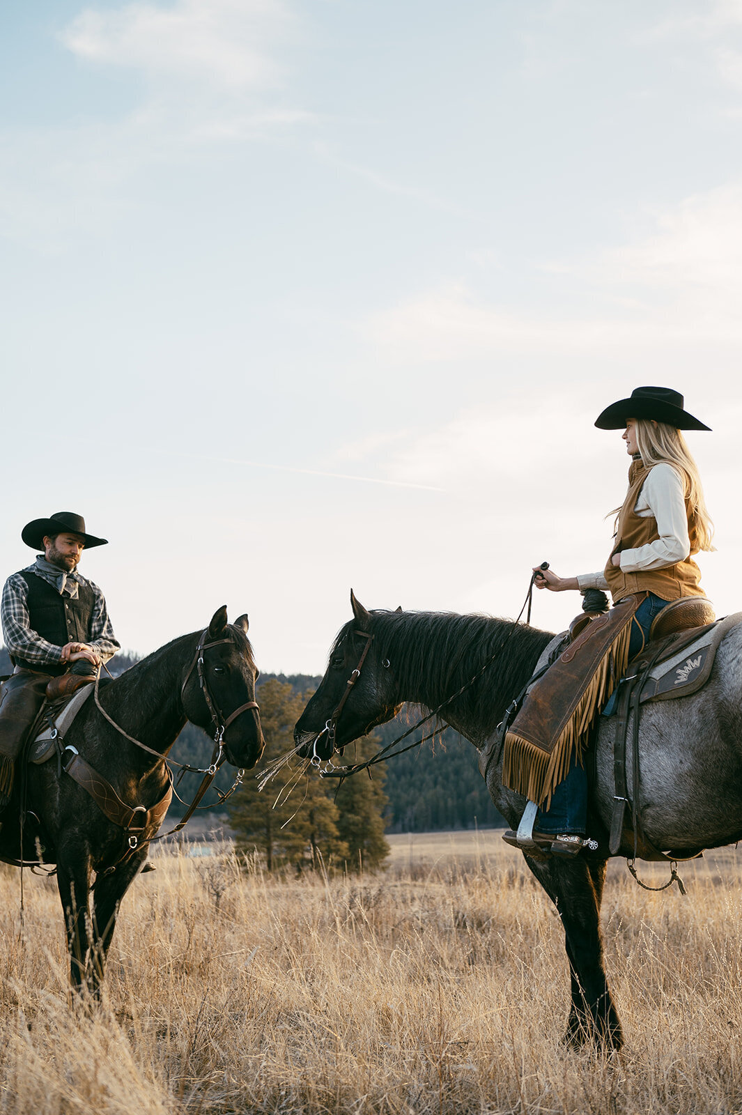 presley-gray-photo-montana-western-ranch-couples-photoshoot-2076