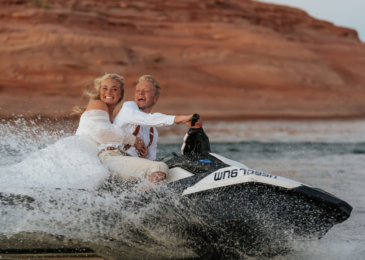 R + M _ Wedding _ Lake Powell _ Utah-35