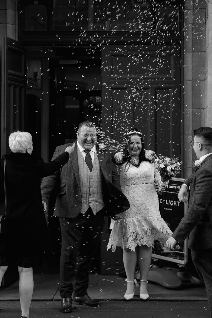 Holmes wedding photography - bakewell registry office then chatsworth estate, derbyshire- Nostalgia photogra (8)