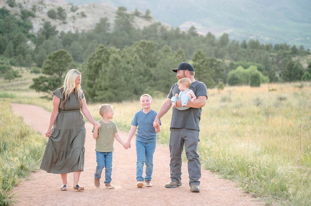 CO-Colorado-Springs-Magnolia-and-Grace-Photography-Co-Family-Session-KellyE# (1)-27