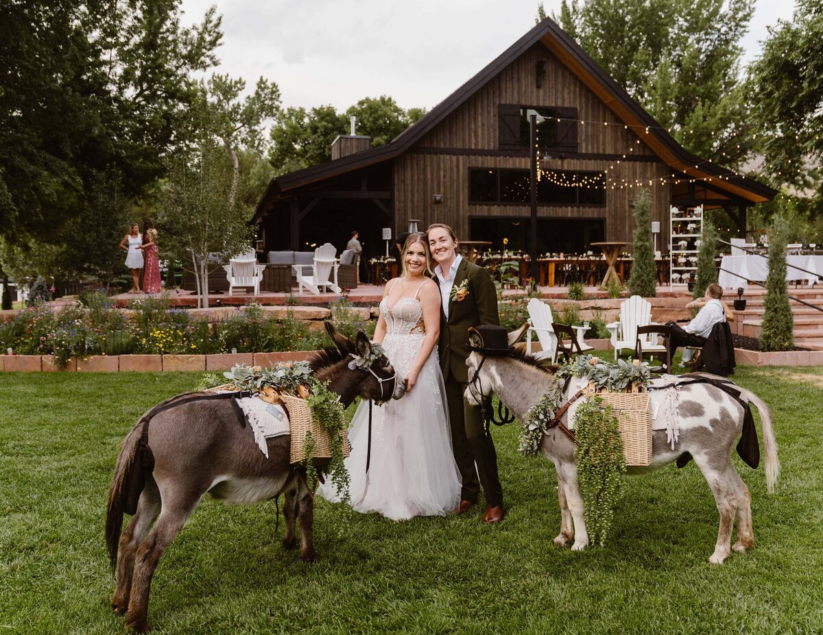 colorado-wedding-photographer-avenir-photo-co.-17