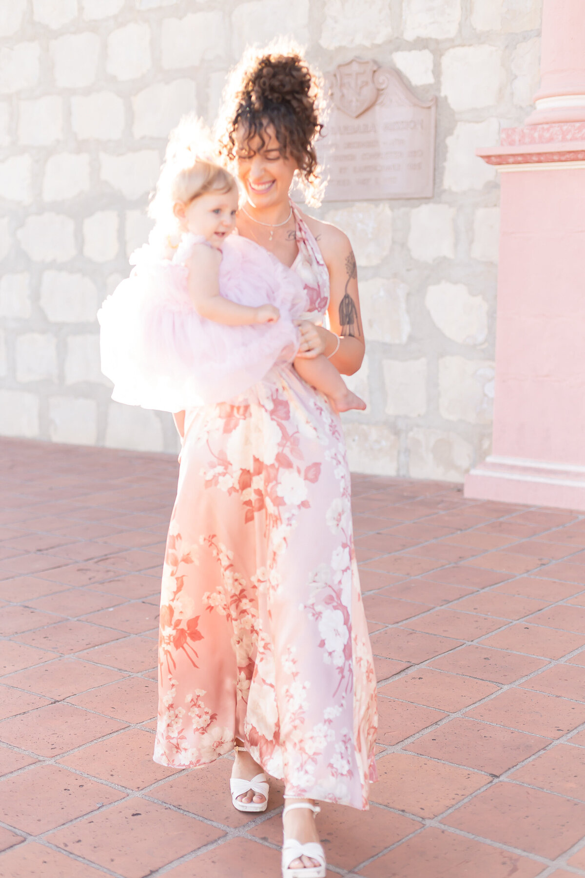 JanelleStephaniePhotography-KianaandRosabella-SantaBarbaraMission-12