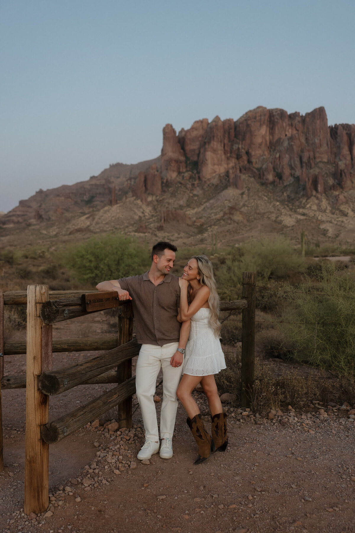Phoenix-Engagement-Photographer-28