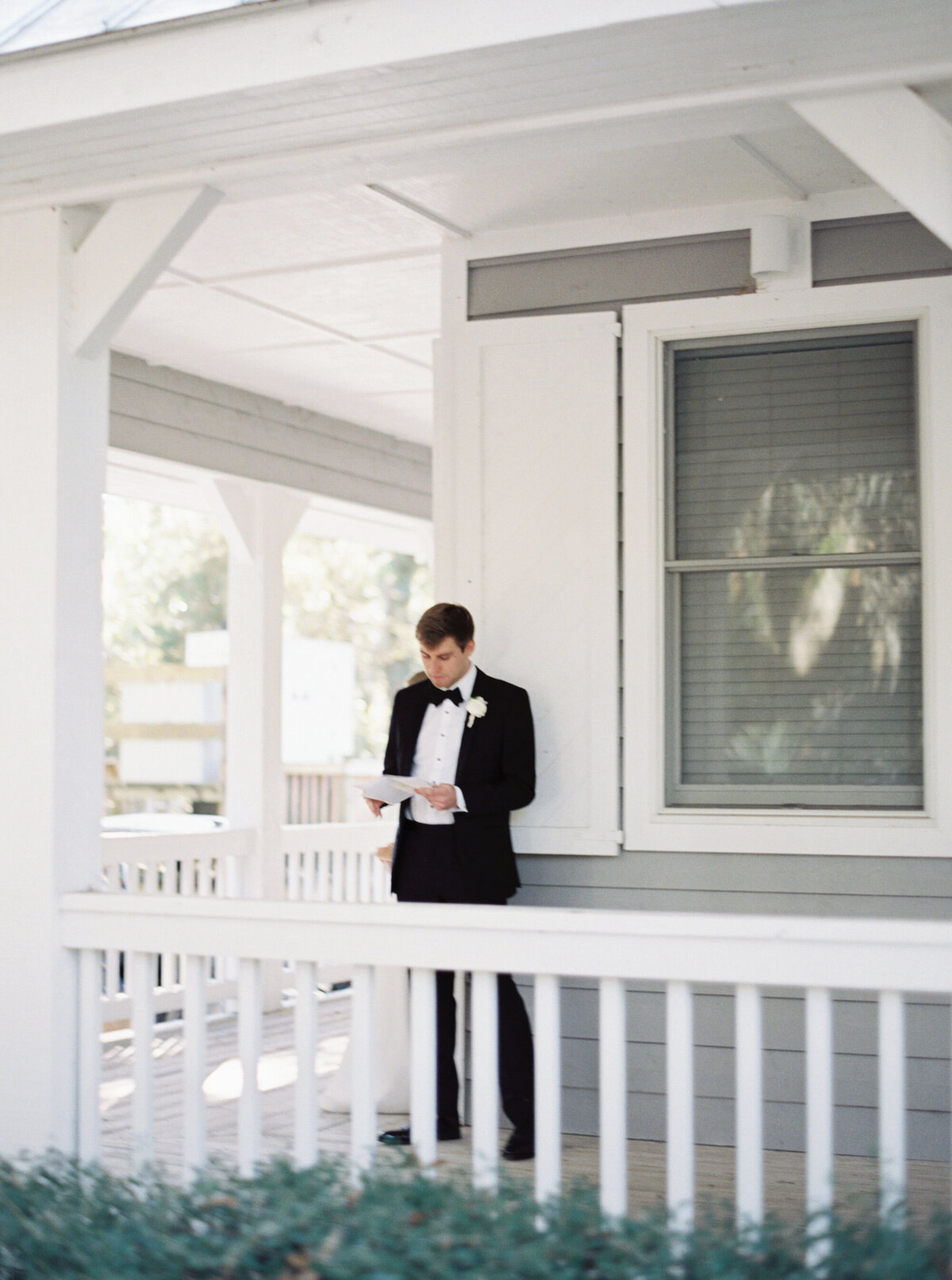 Emily March Photography Wilmington, North Carolina and Destination Wedding Engagement Photographer Heirloom Photography for Memorable Gatherings Light Airy Sentimental Imagery Images Weddings CannonWedding_0318