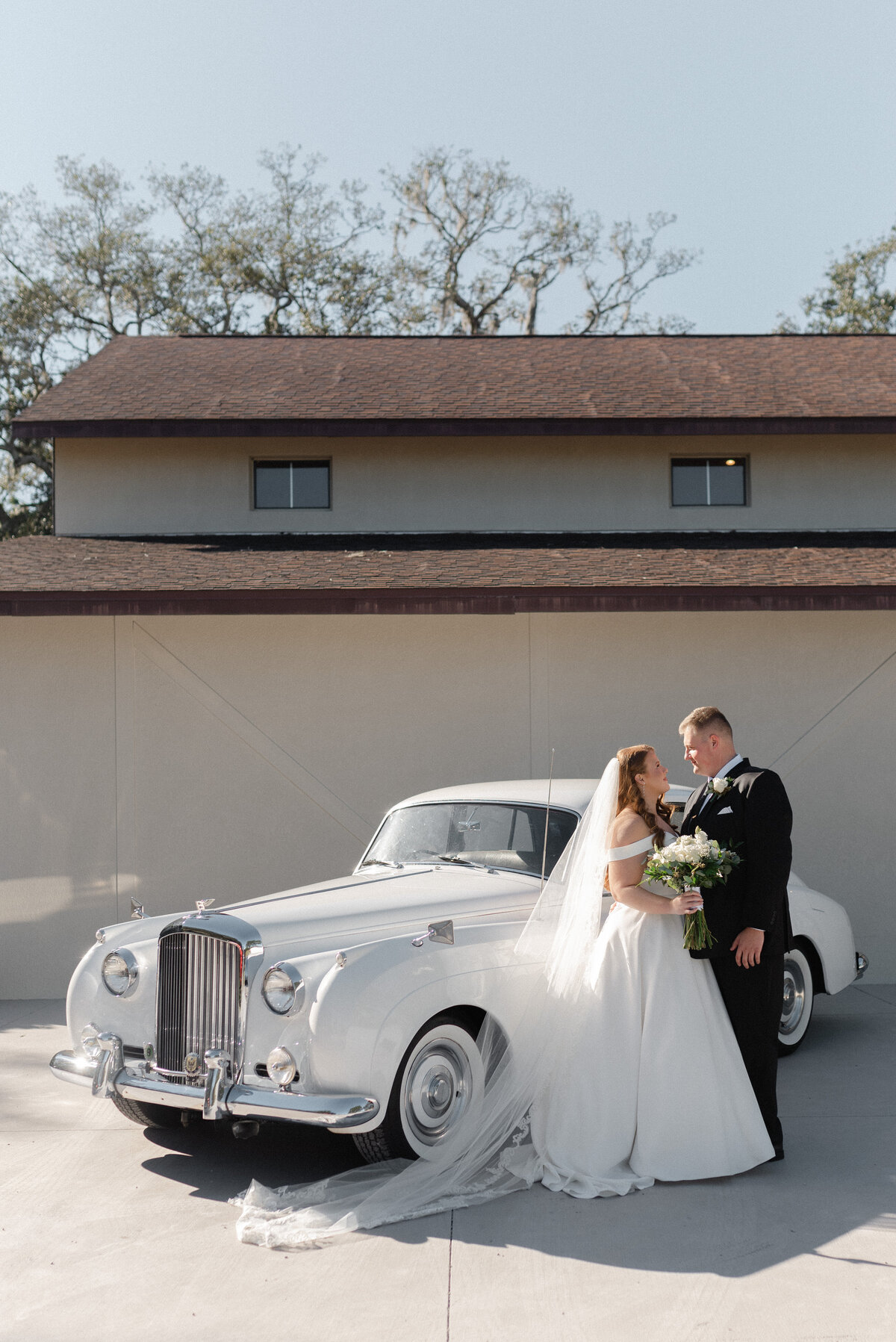 Classic Car Wedding in Sarasota Florida Burman Photography Indiana Photographer-19