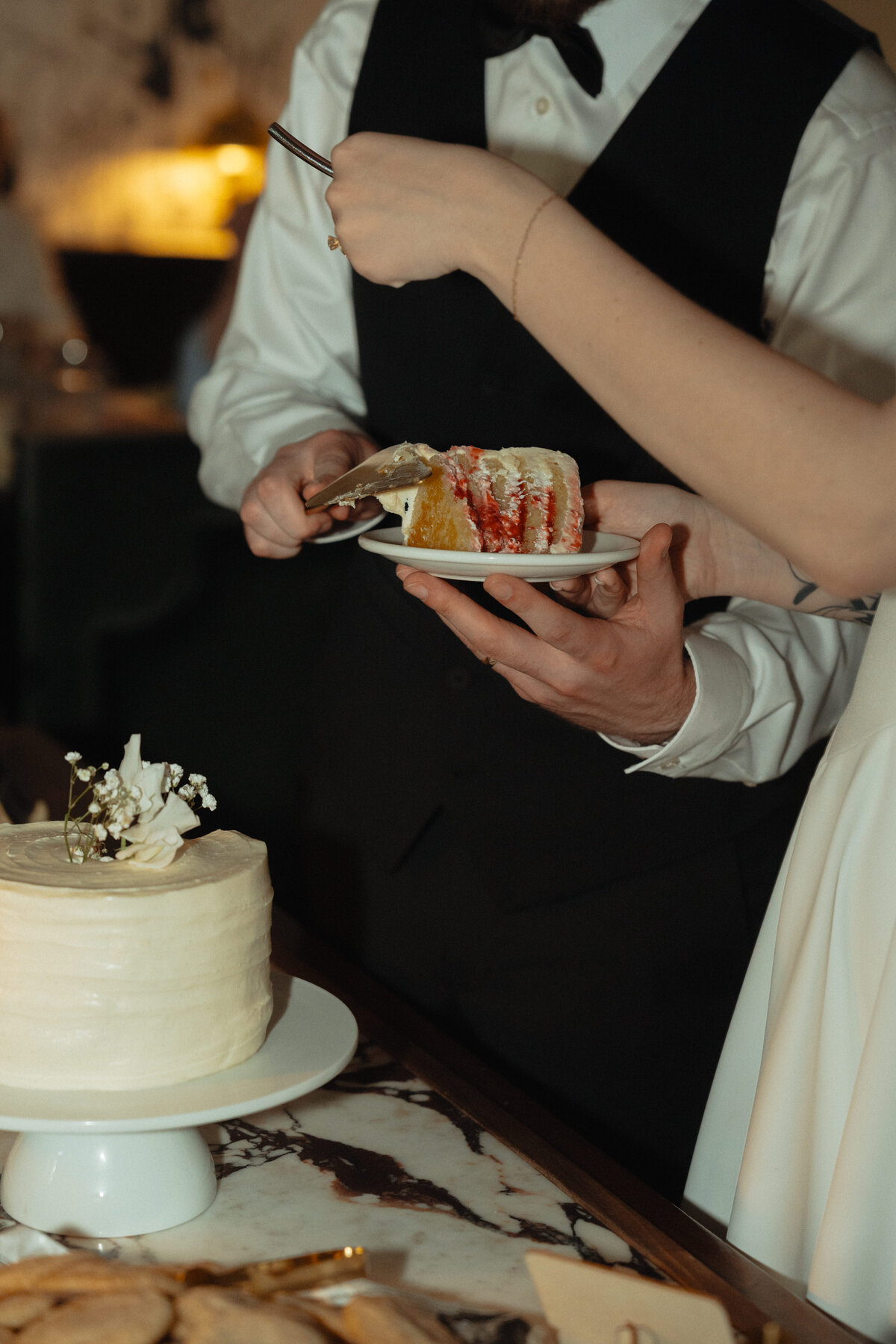 downtown-boise-idaho-intimate-wedding-hackwellphotoco-23