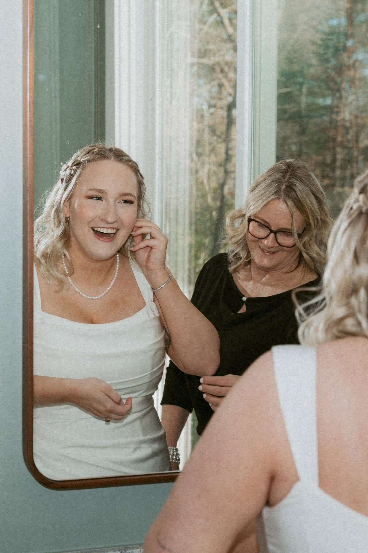 bay-wedding-statesville-NC-elopement-lizarrietaphotography-41