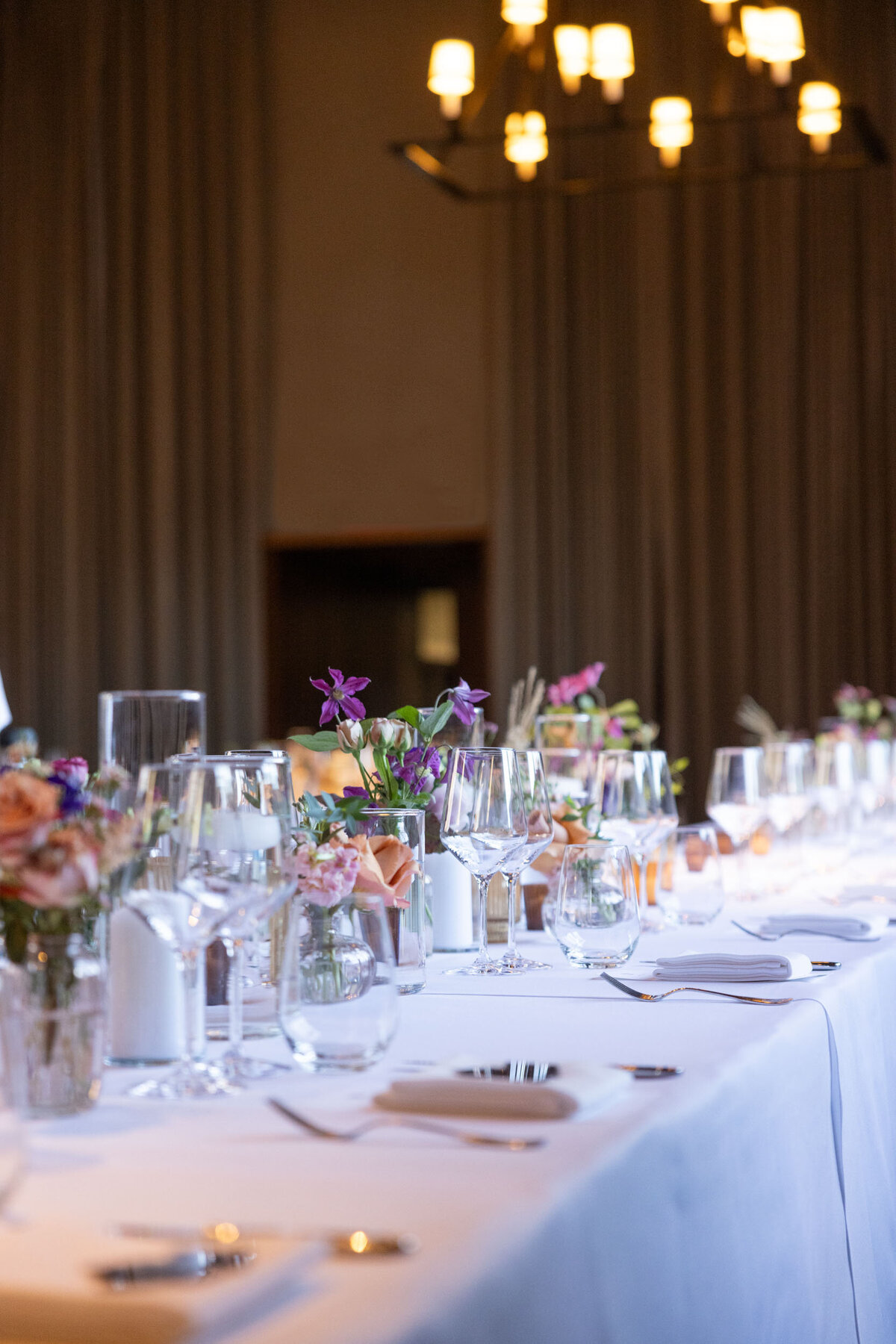 ct-brand-photography-wedding-floral-tablescape