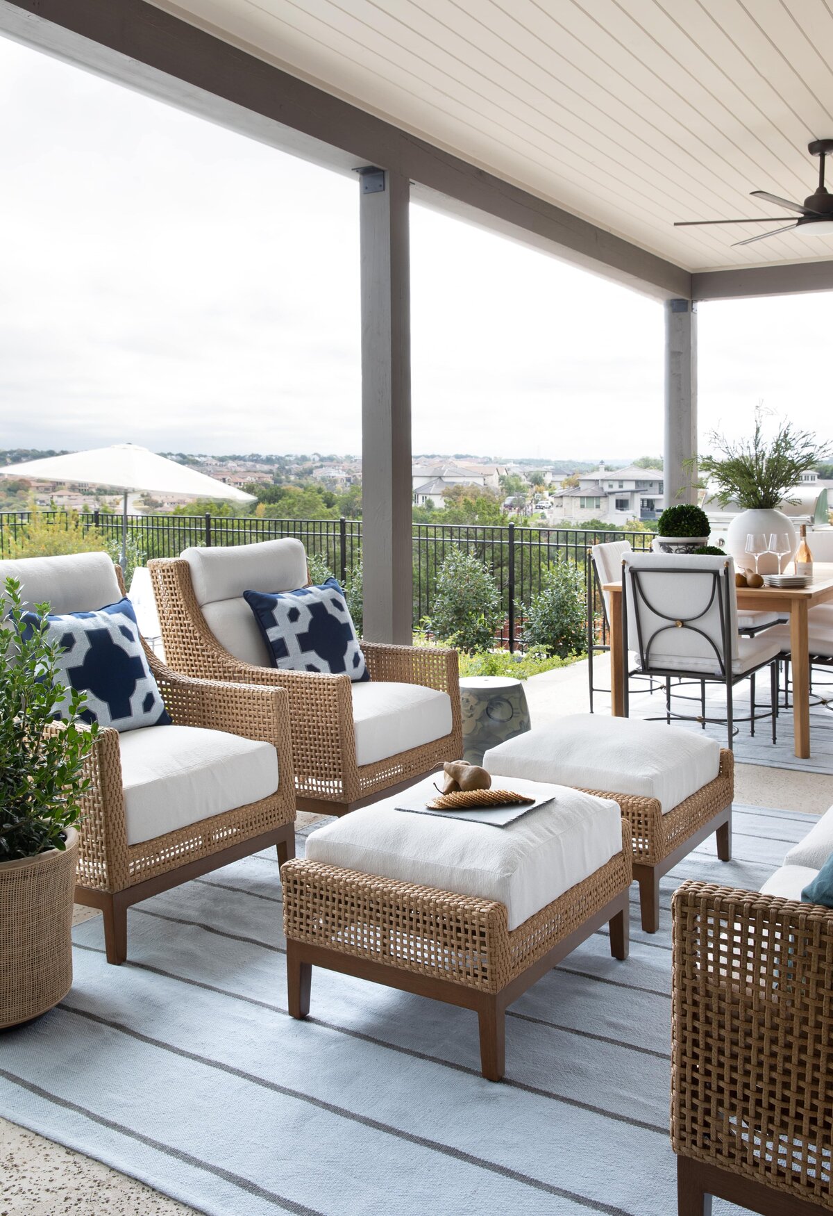 daley-home-lakeside-landing-resort-style-outdoor-living-1