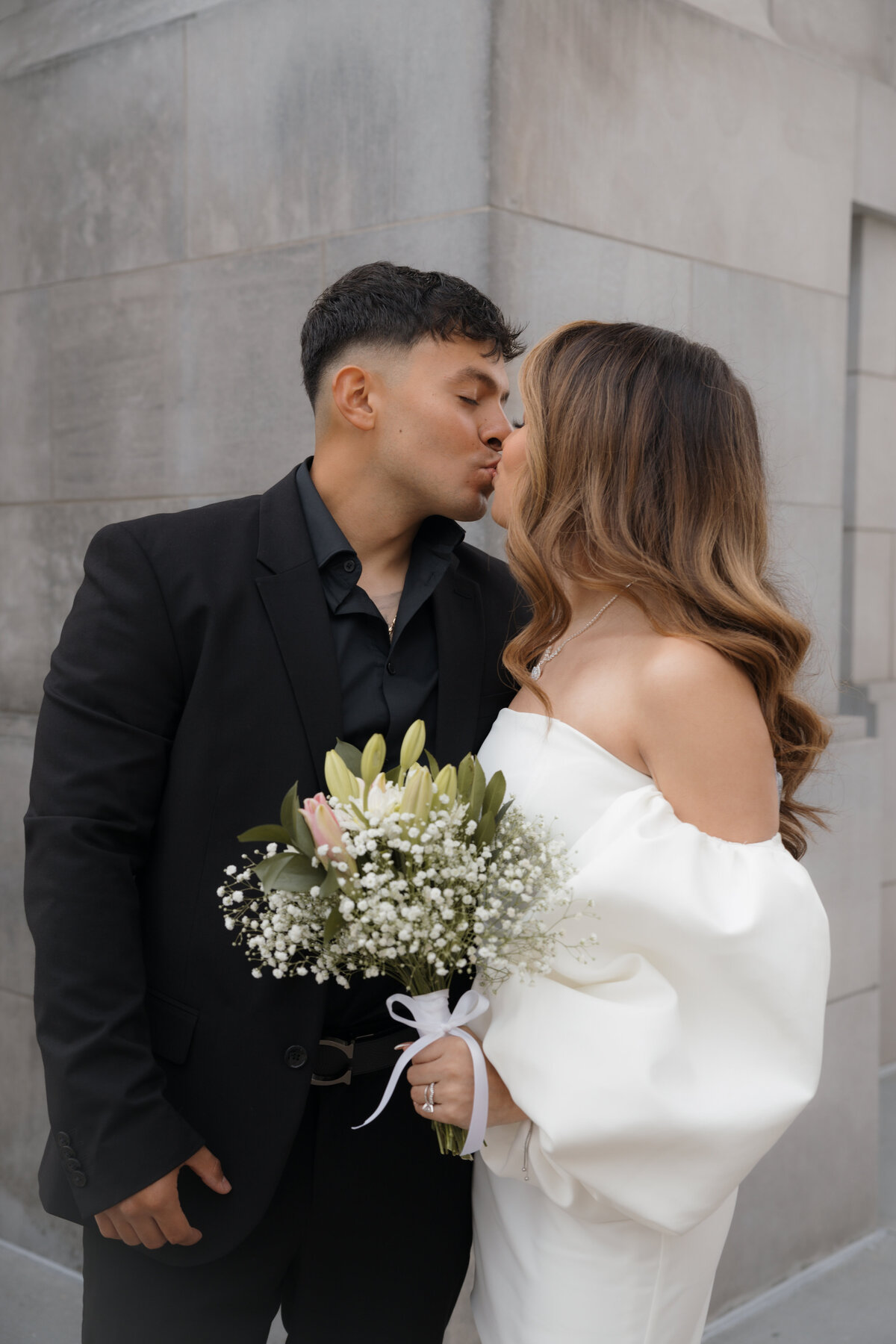 bride-groom-ceremony-atlanta-elopement-28