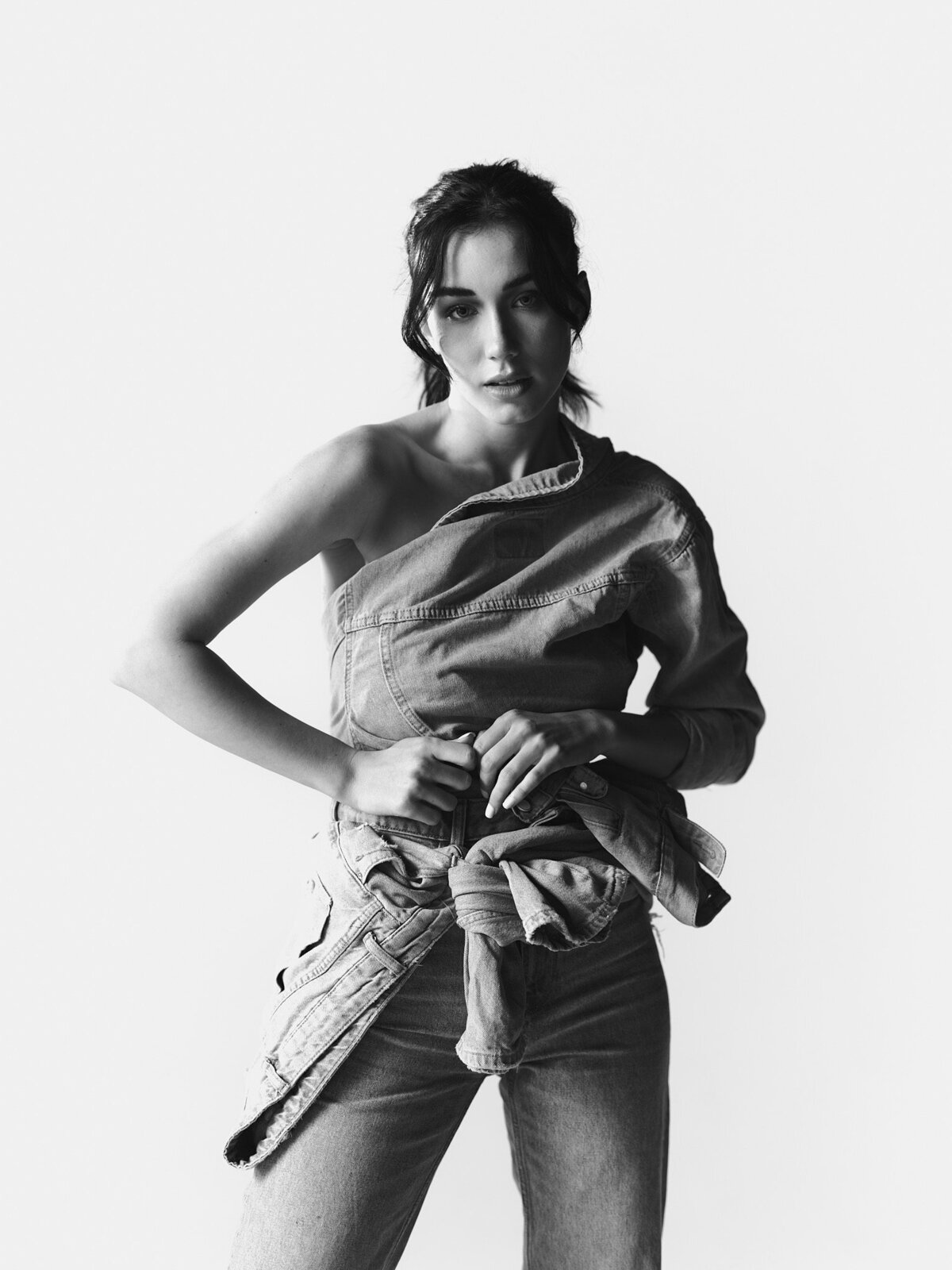 Editorial-fashion-model-denim-black & white (1)