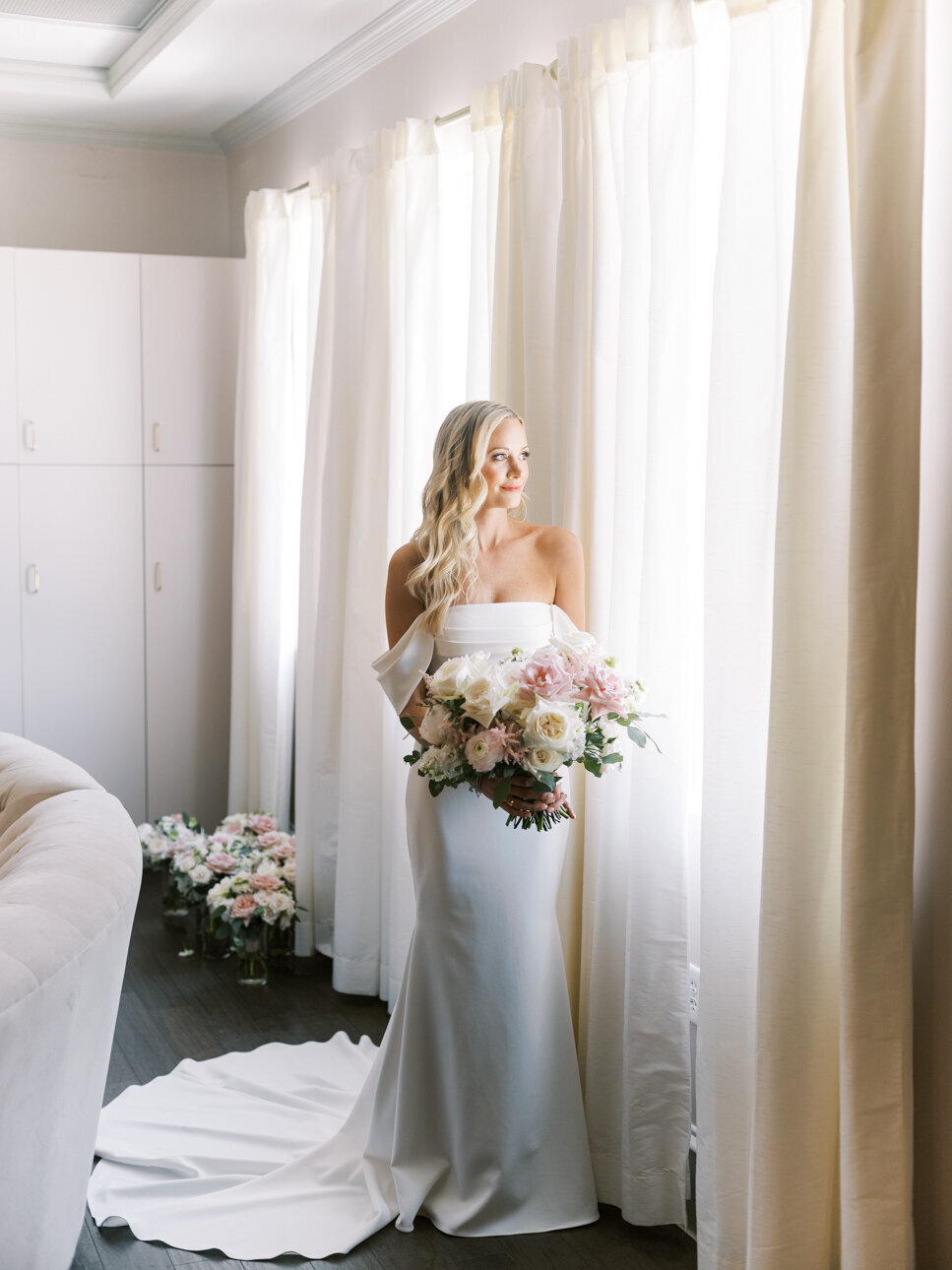 Bethany Erin Dallas Wedding Photographer Montclair Venue21