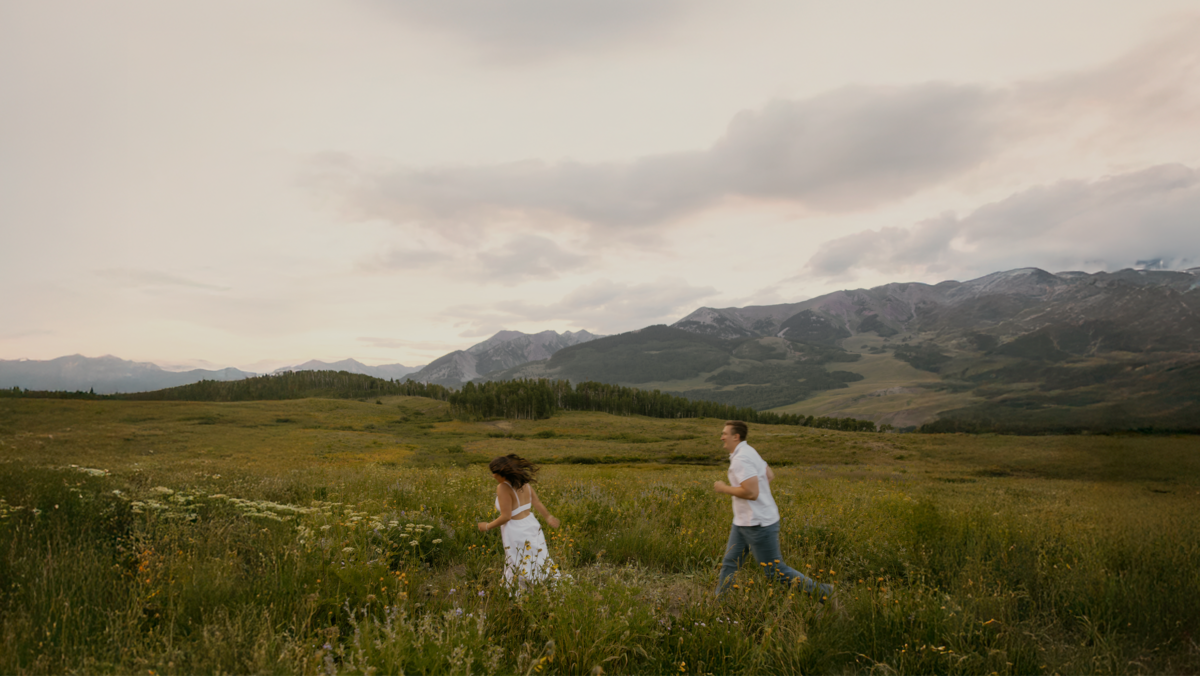 Abigail Anne Photography Colorado and Chicago Wedding and Photographer Main Photo