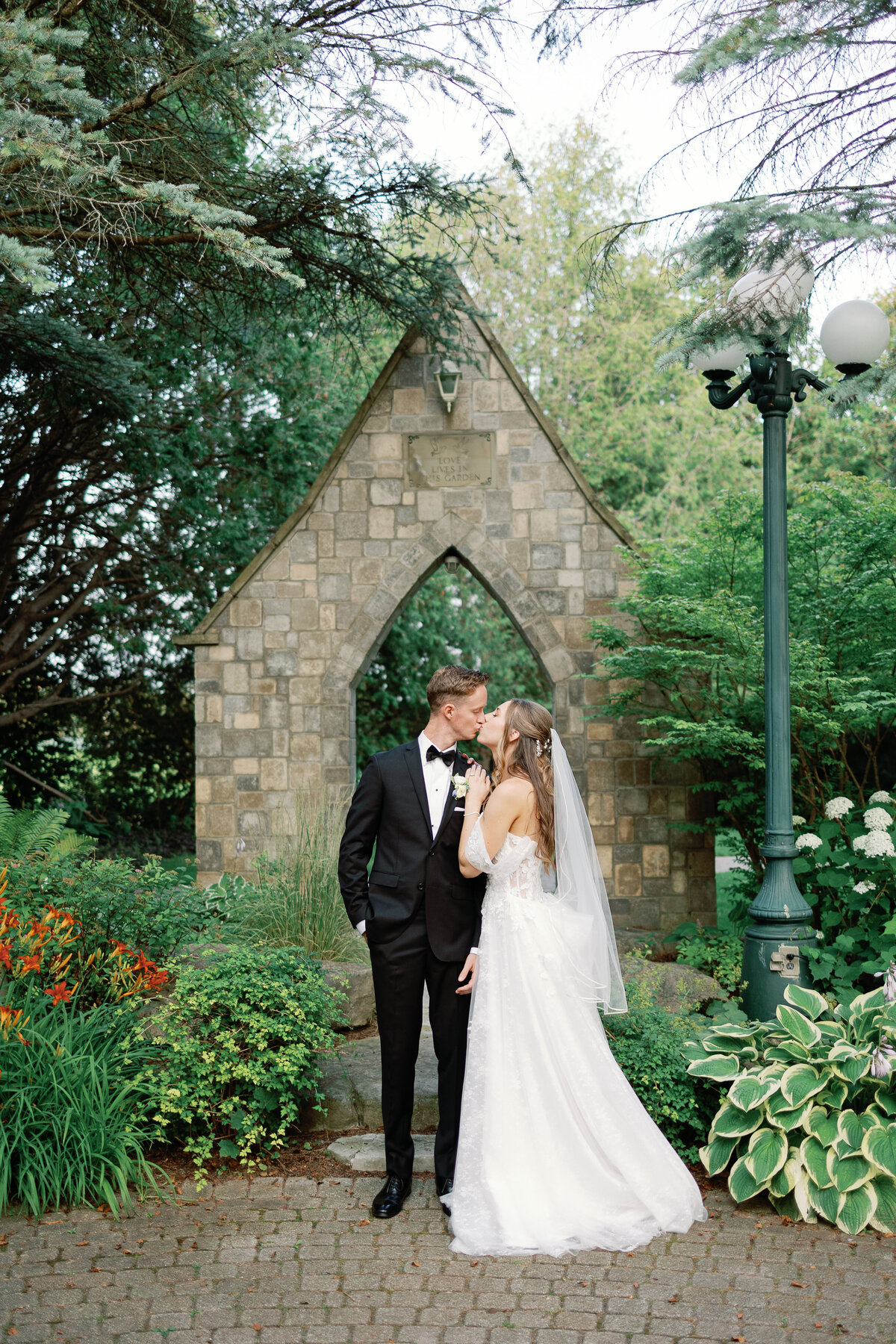 Bride + Groom Portraits2-35