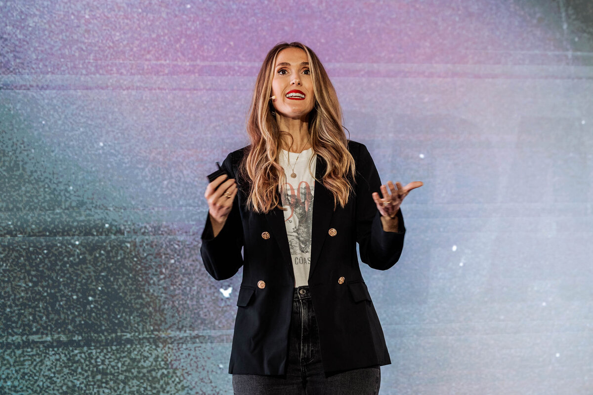 241028-Spark-301-web