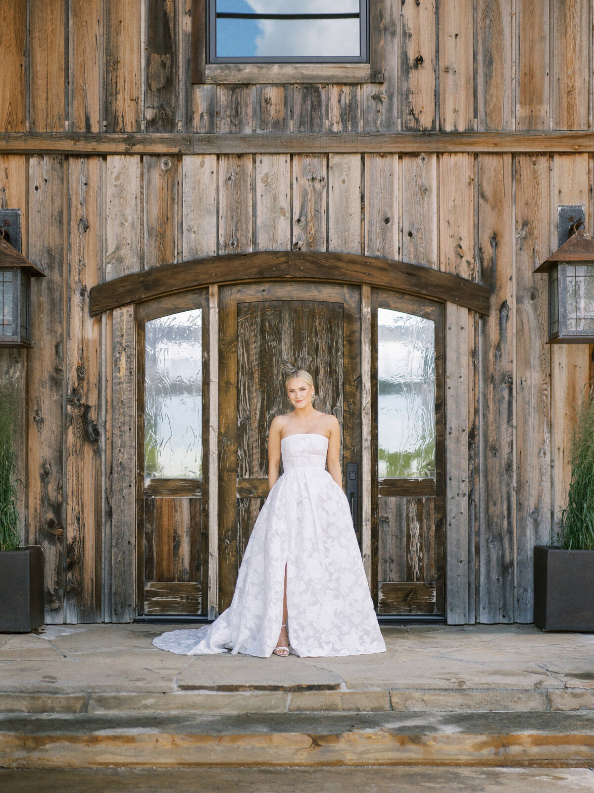 ennis-mt-wedding-madison-valley-planned-by-elysian-events-24