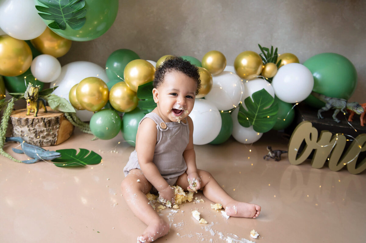 cake-smash-photographer-Burlington-97