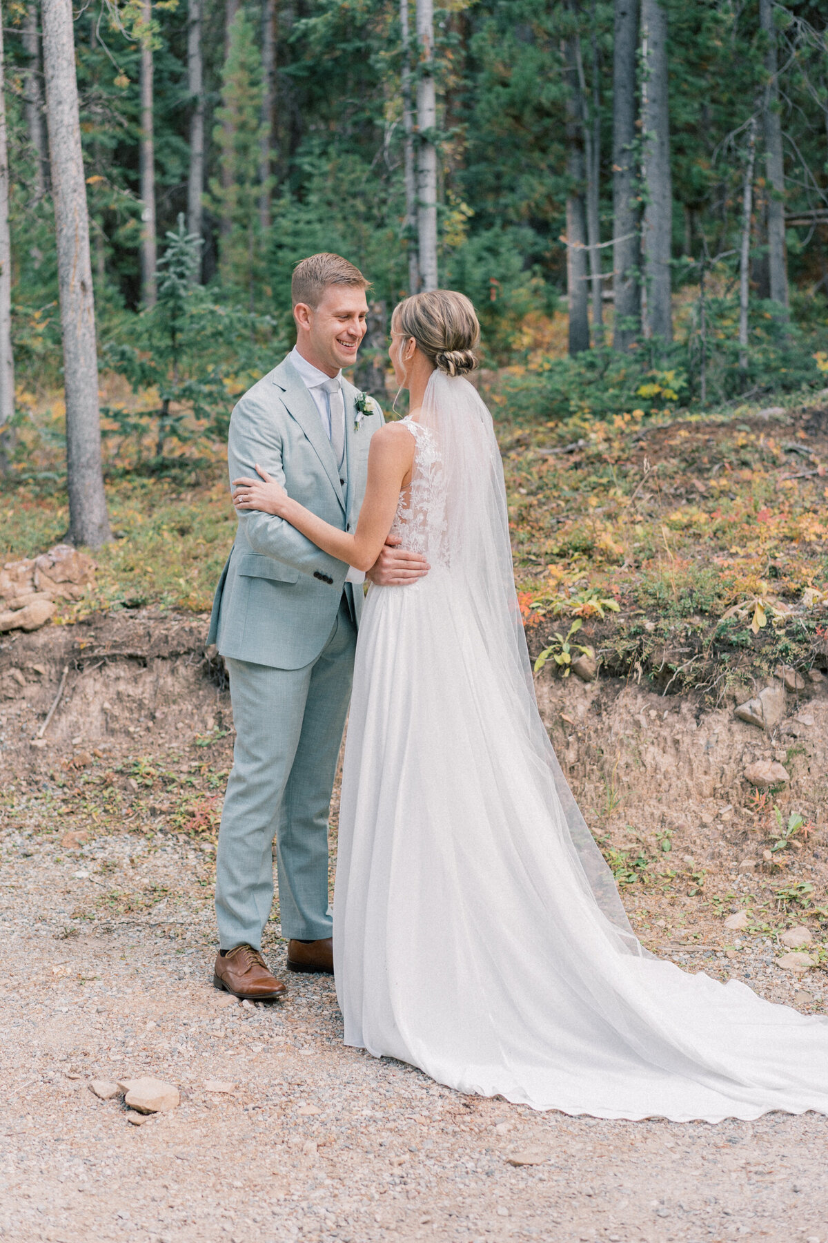 Lake_Dillon_Fall_Elopement_Mary_Ann_Craddock_0046