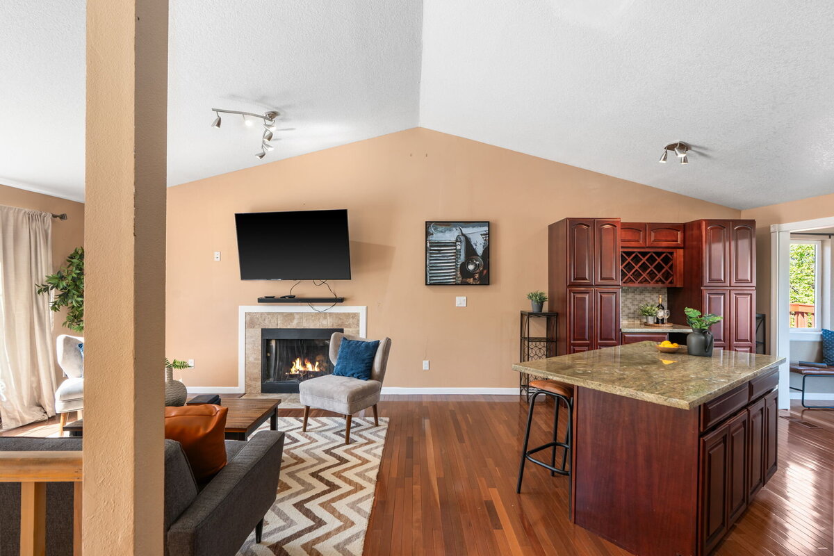 6-web-or-mls-6931-se-115th-ave