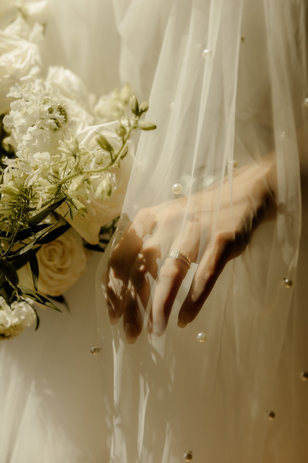 classy-urban-elopement-22