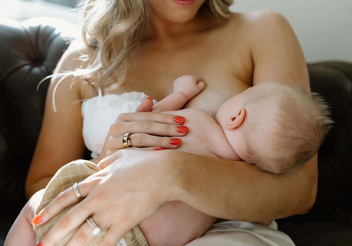 Austin-Lifestyle-Photographer- Rockhey Newborn Story-048