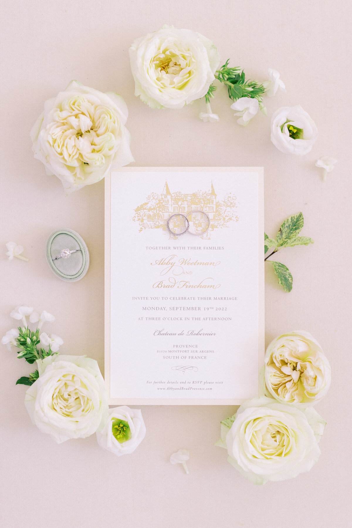 Maïlys Fortune Photography Husband Wife Wedding Weddings Photography France Switzerland Italy Timeless Dreamy Imagery Bilingual French English Destination Weddings Destination Wedding Provence French Riviera Paris Lake Como Tuscany19