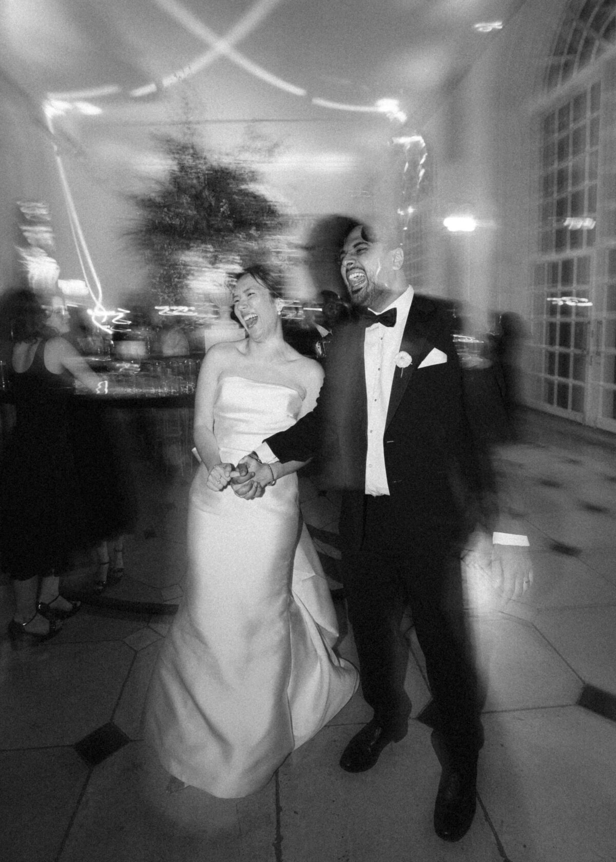 Anna-Vish-Wedding-Kew-Gardens-Chloe-Lowe-Photography-815