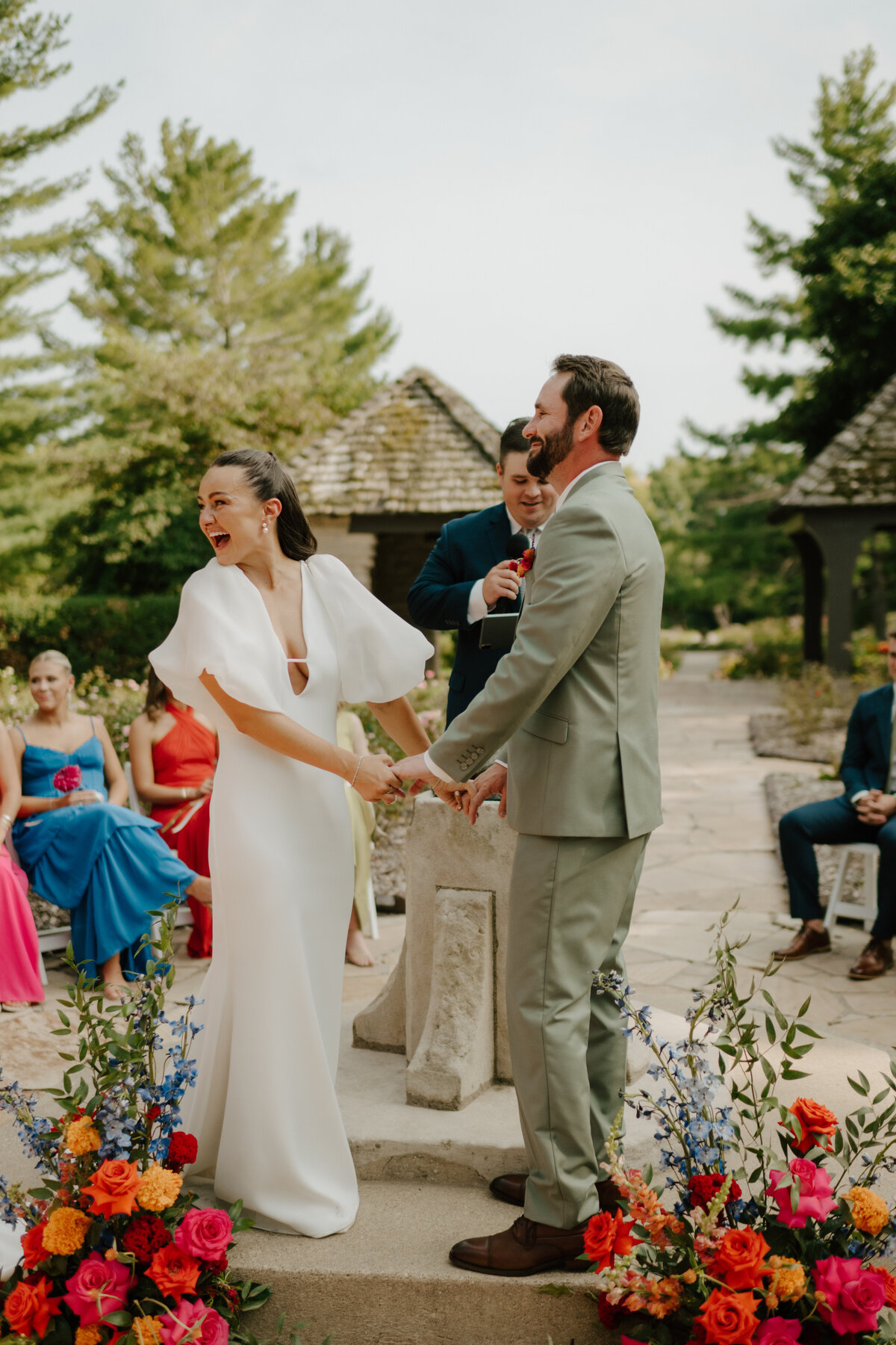 Des Moines Art Center wedding day