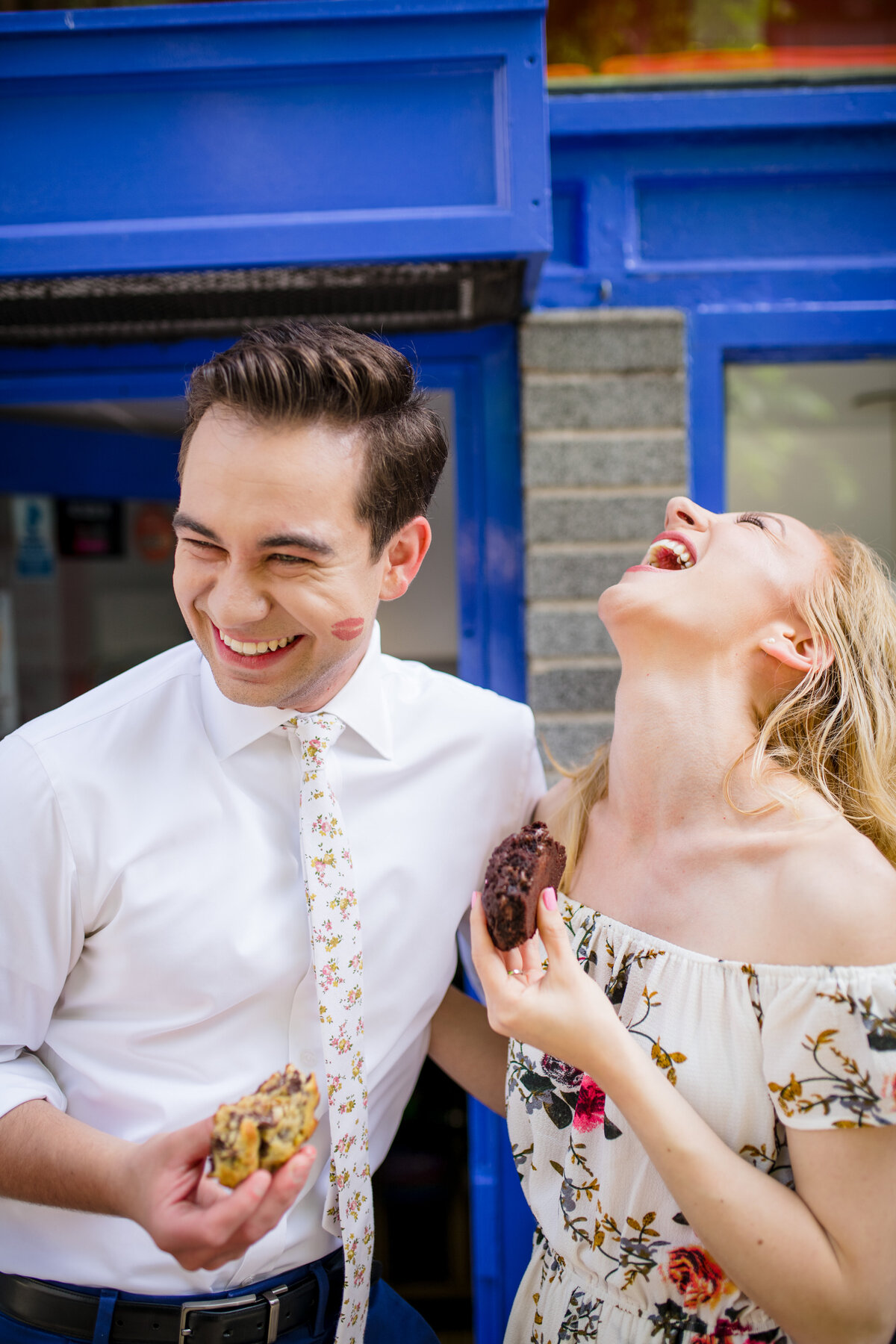 engagement-levain-cookie-kiss-lipstick