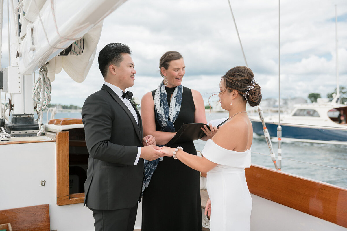 Elopement_Sailboat_Wedding_Newport_RIHBP_1563205CHilaryBPhotography