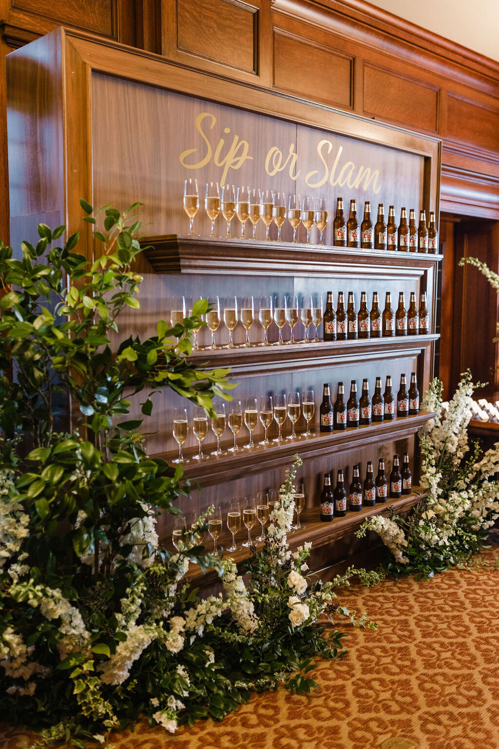 University Club Wedding with Blue Details_6
