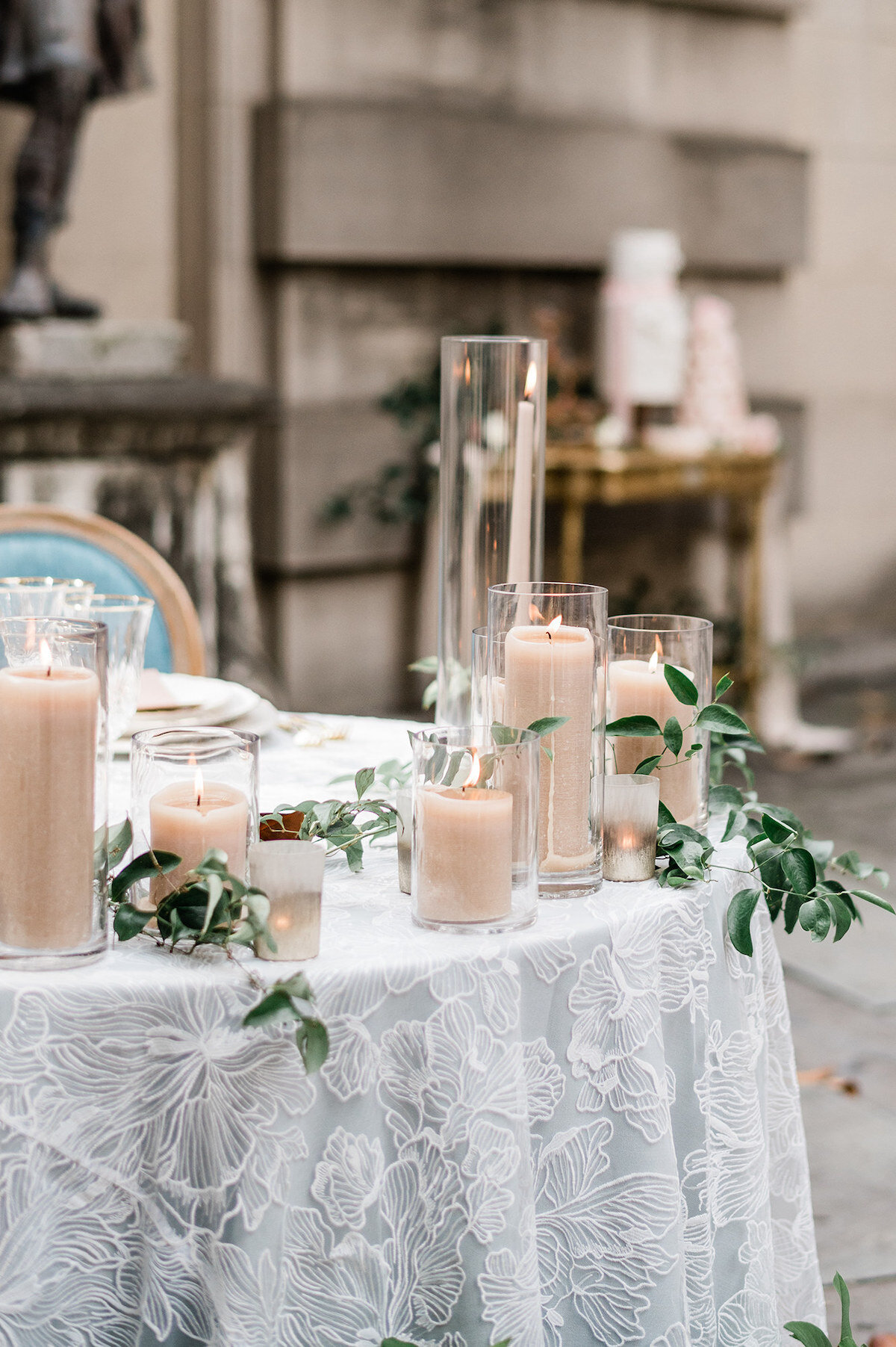 Crafting moments that read like a visual sonnet, our luxury weddings in DC blend romance and artistry. Experience your special day through a fine art lens, capturing The Larz Anderson House's splendor.
