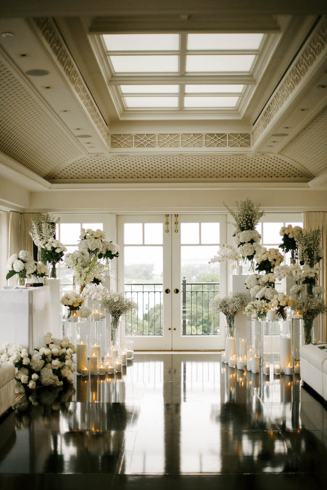 White Luxury in D.C - Floral Gallery by Krysta Smith floral Design_14