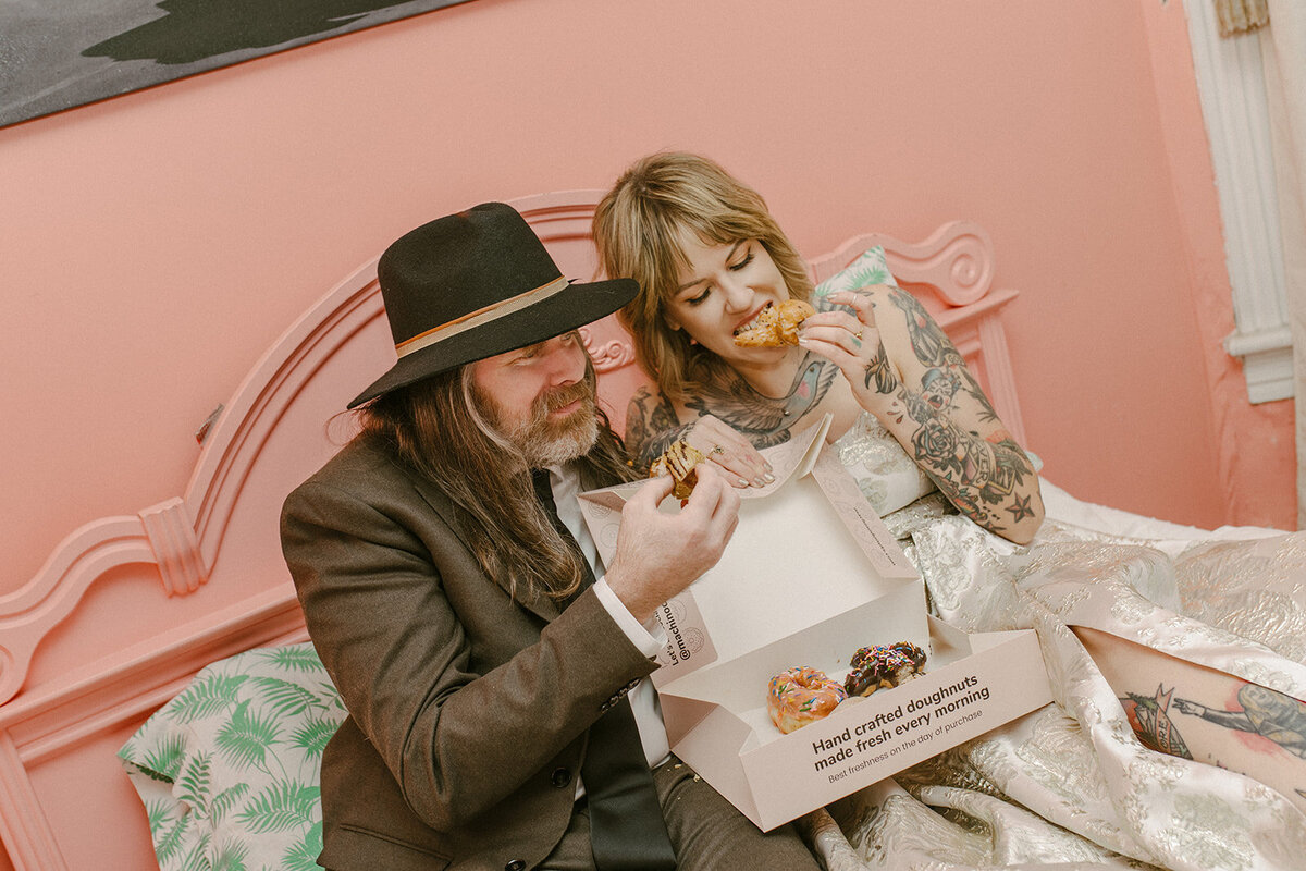 toronto-city-elopement-darling-mansion-wedding-photogrphy-intimate-modern-stylish-2537