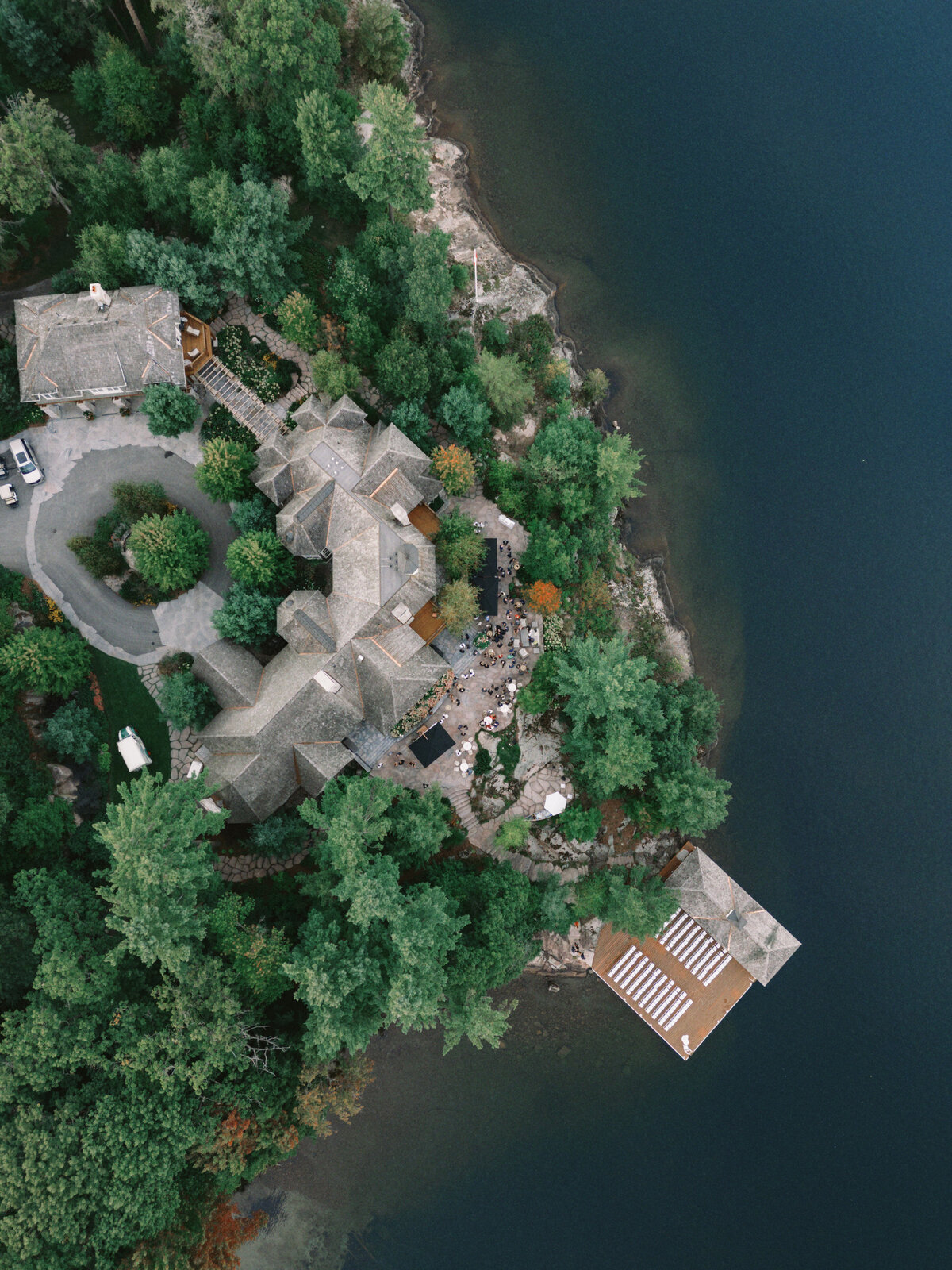 AshleyPigottEvents-Wedding-Emily&Conrad-Muskoka-LakeJoseph-045