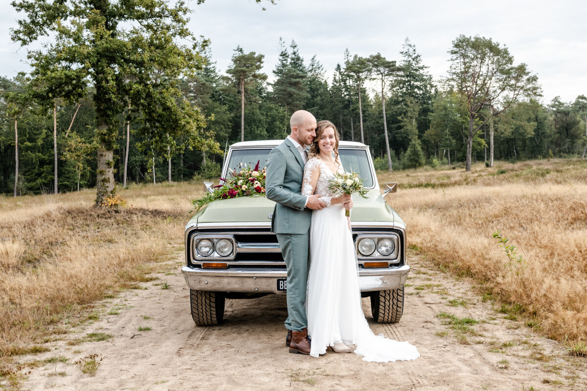 Country bruiloft, boerderij bruiloft, trouwen in Friesland, bruidsfotograaf, trouwfotograaf (43)