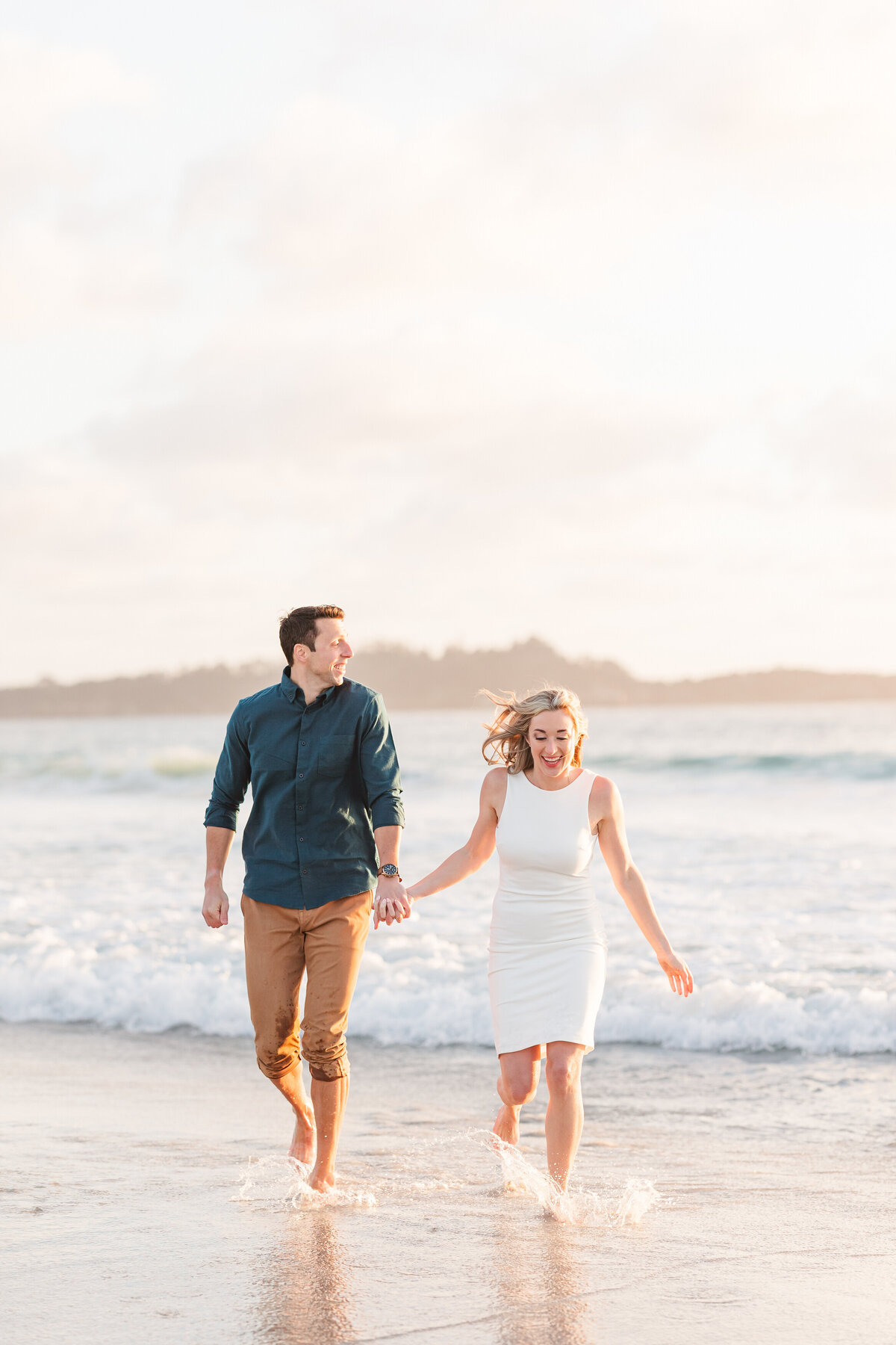 Engagement-photos-on-the-beach-of-Carmel-California-25