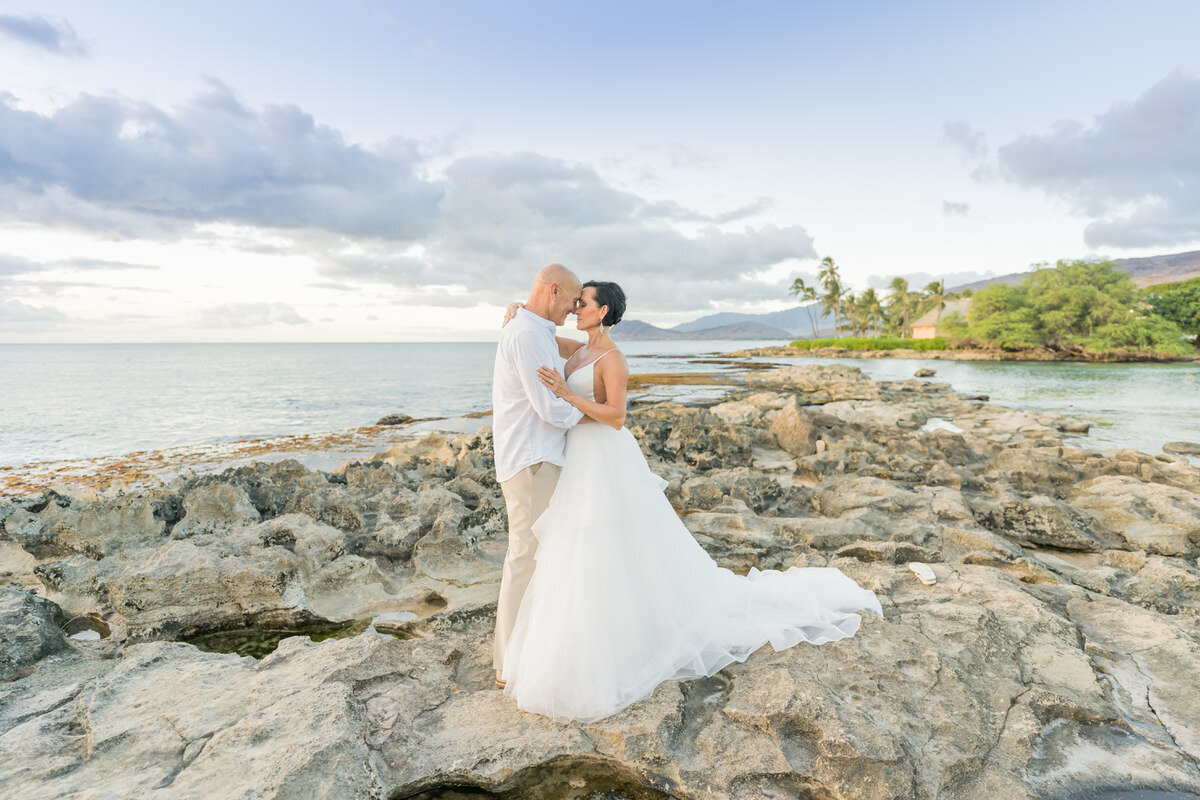 Oahu beach weddings-9