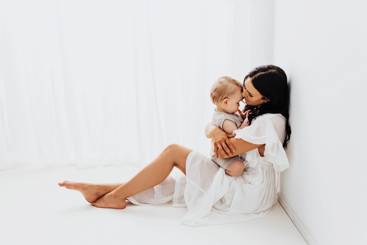 motherhood portrait session