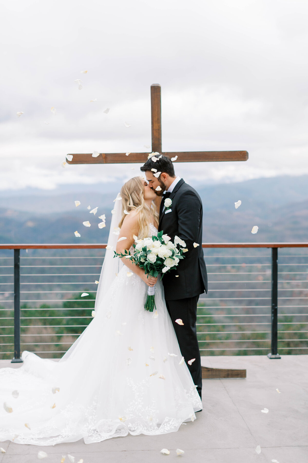 Nicole + Zach Wedding Day Previews-73