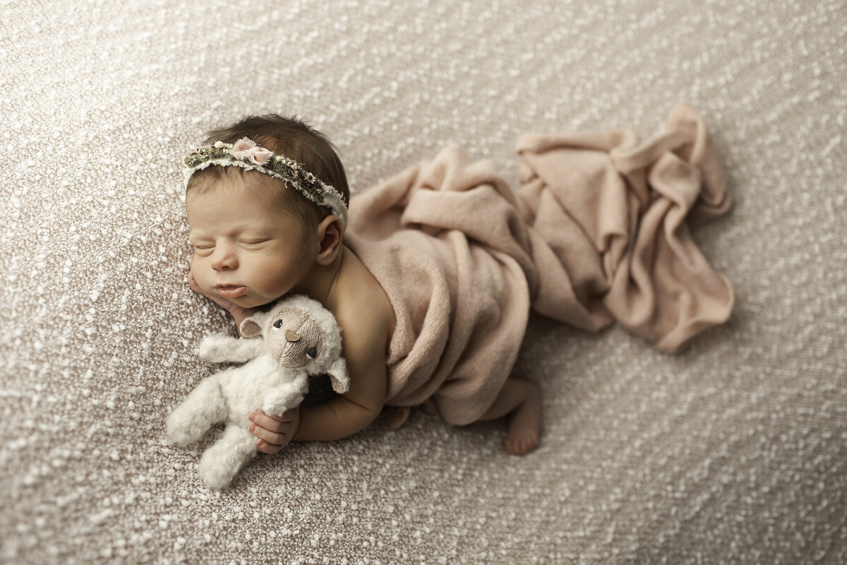 DFW-newborn-photographer-chunky-monkey-16