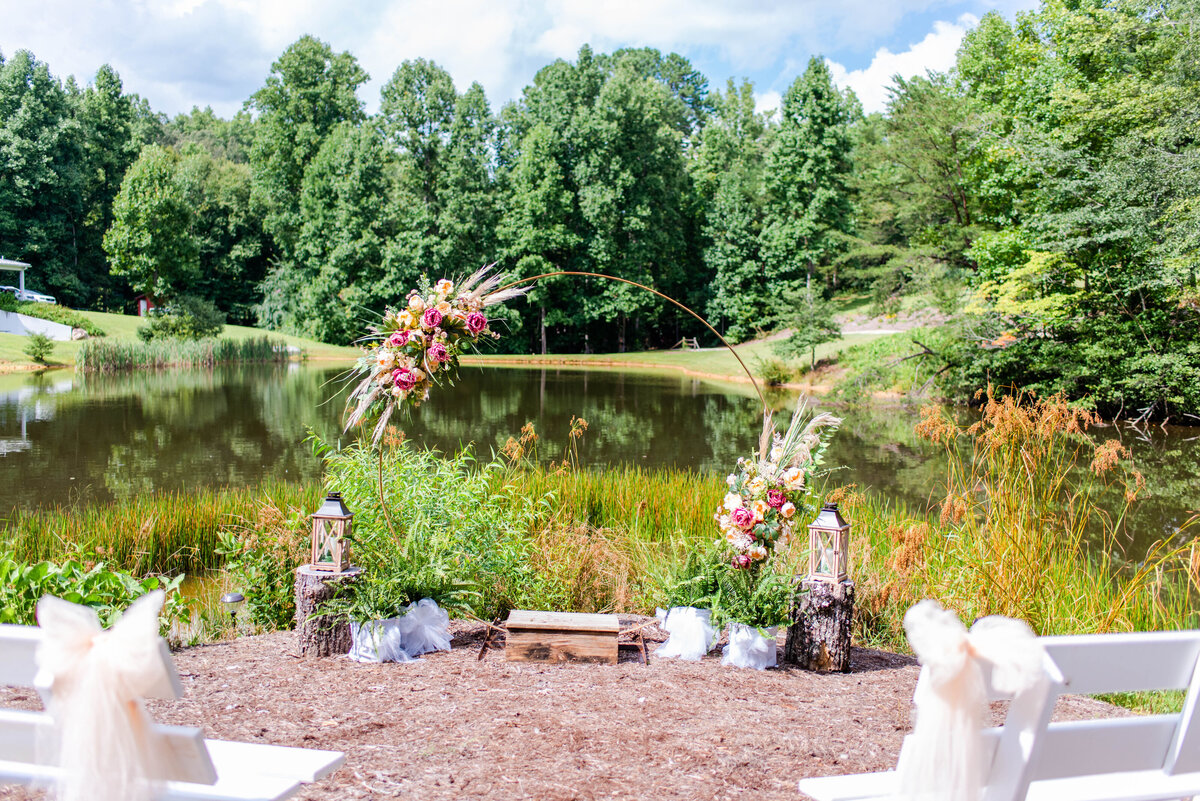 elegant-outdoor-wedding-at-the-pond-asheville-north-carolina-5