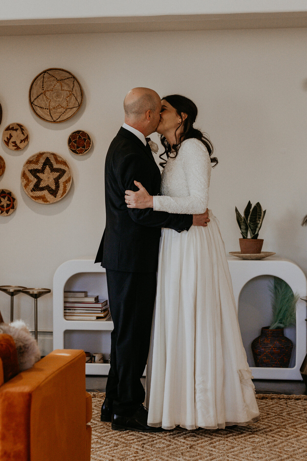 air-bnb-intimate-wedding-santa-fe-new-mexico-62