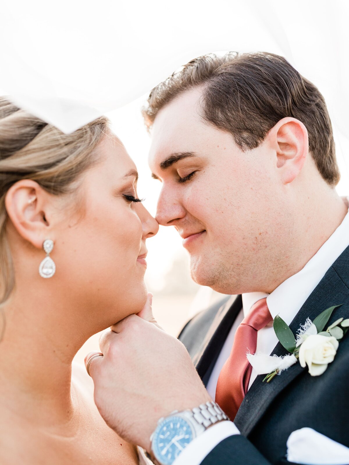 bride-groom-closeup-portrait-spokane.jpeg