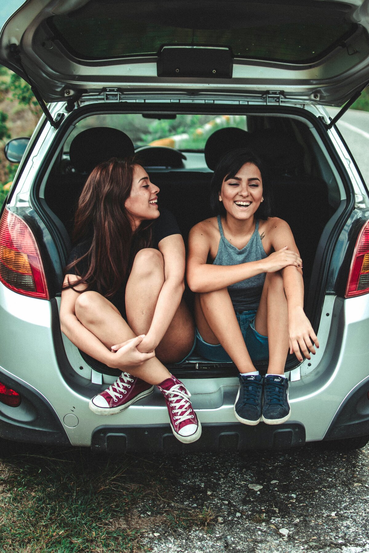 Friends help friends lose weight and be healthy.
