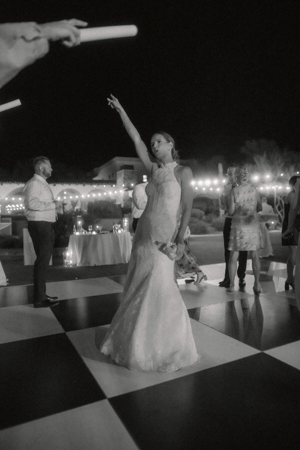 Sarah & Steven Wedding Sneak Peeks-308