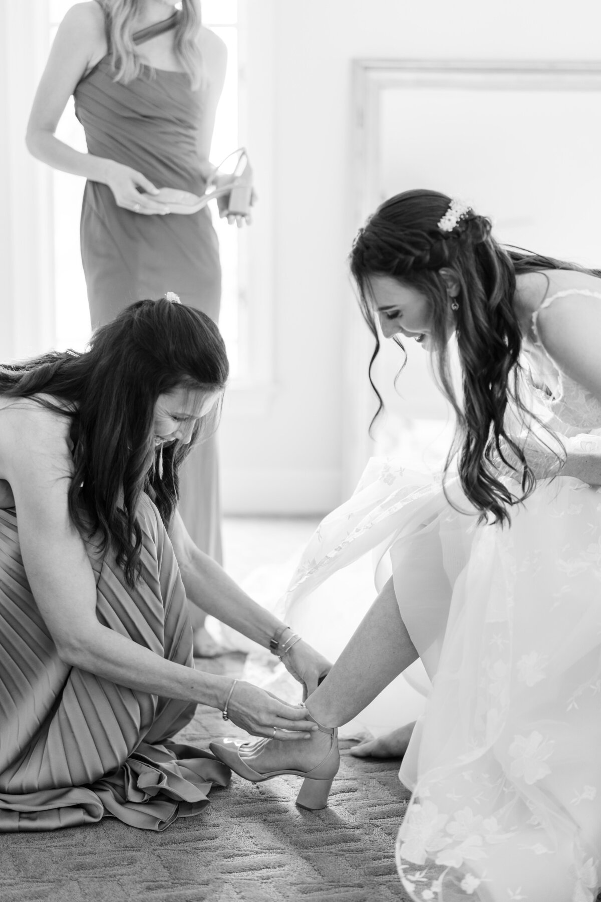 25033_1592_bw
