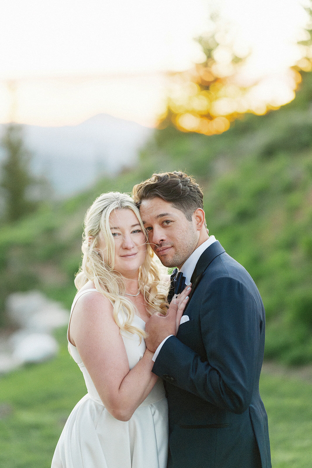 newlyweds-at-sunset-aspen-HBICWeddings
